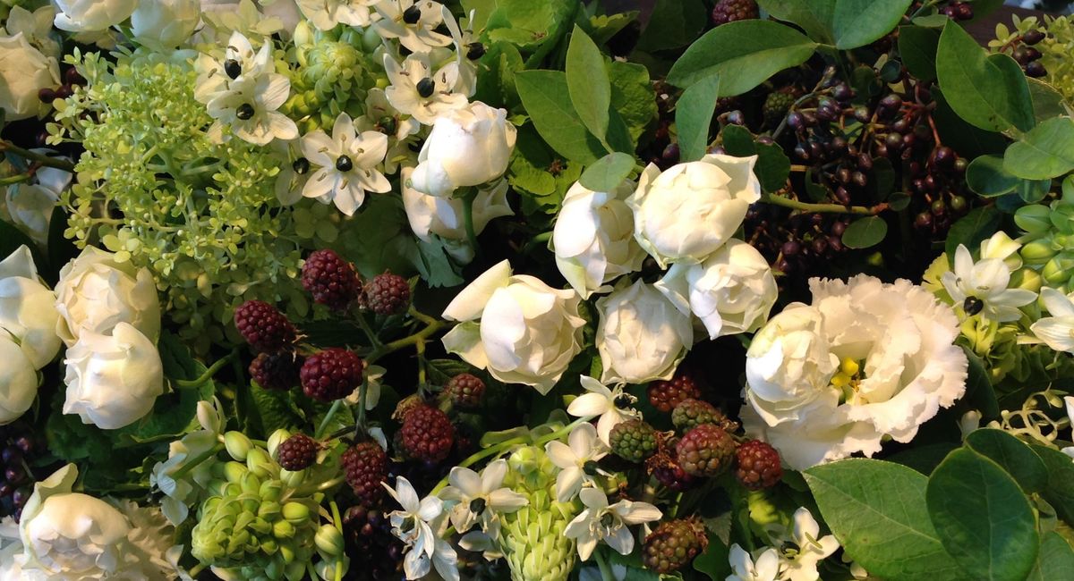 パリスタイルのフラワースクール × フランス菓子タルトショップ